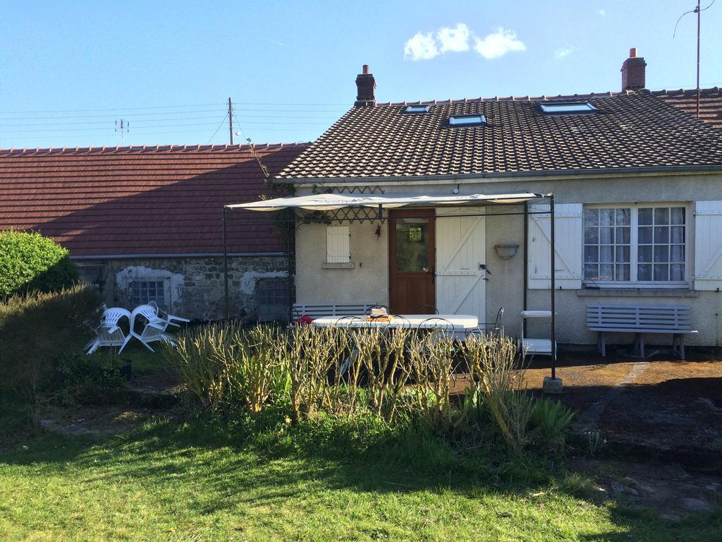 Chez Madame Titus Villa Ormoy-Villers Exterior photo